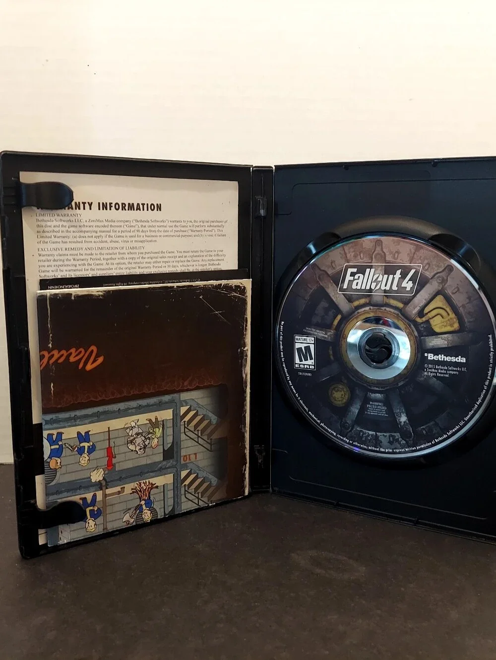 Fallout 4 game for PC Fallout 4 pc complete with vault guide map manual cib